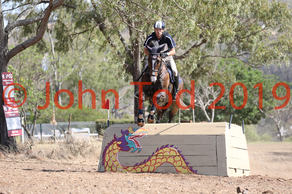 JHT_0610.JPG   08:59:24  06/10/2019  Copyright John H Tod 2019
